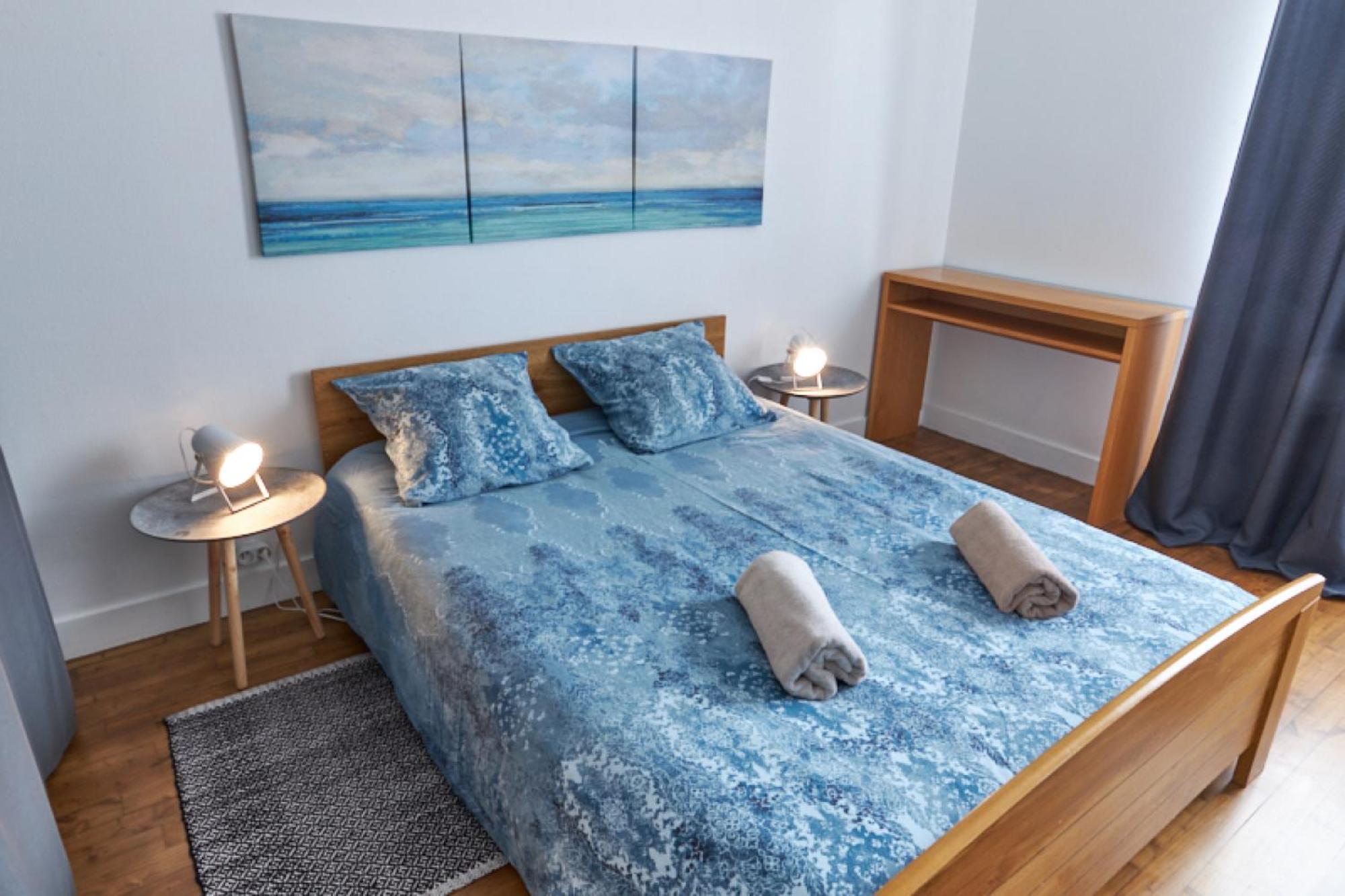 Centre Ville A Pied Appt Avec Sauna, Linge, Wifi, Stationnement Gratuit วานส์ ภายนอก รูปภาพ